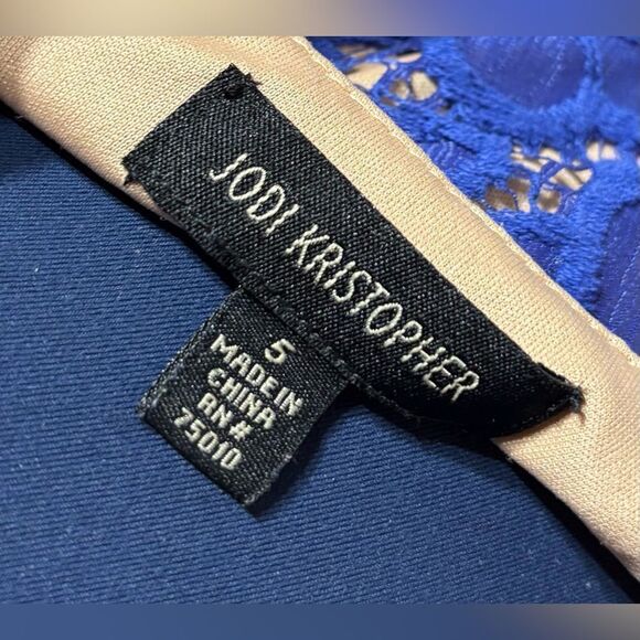 Elegant Blue Jodi Kristopher Sleeveless Round Neck Lace Dress EPC Women’s Size 5 - Picture 4 of 4